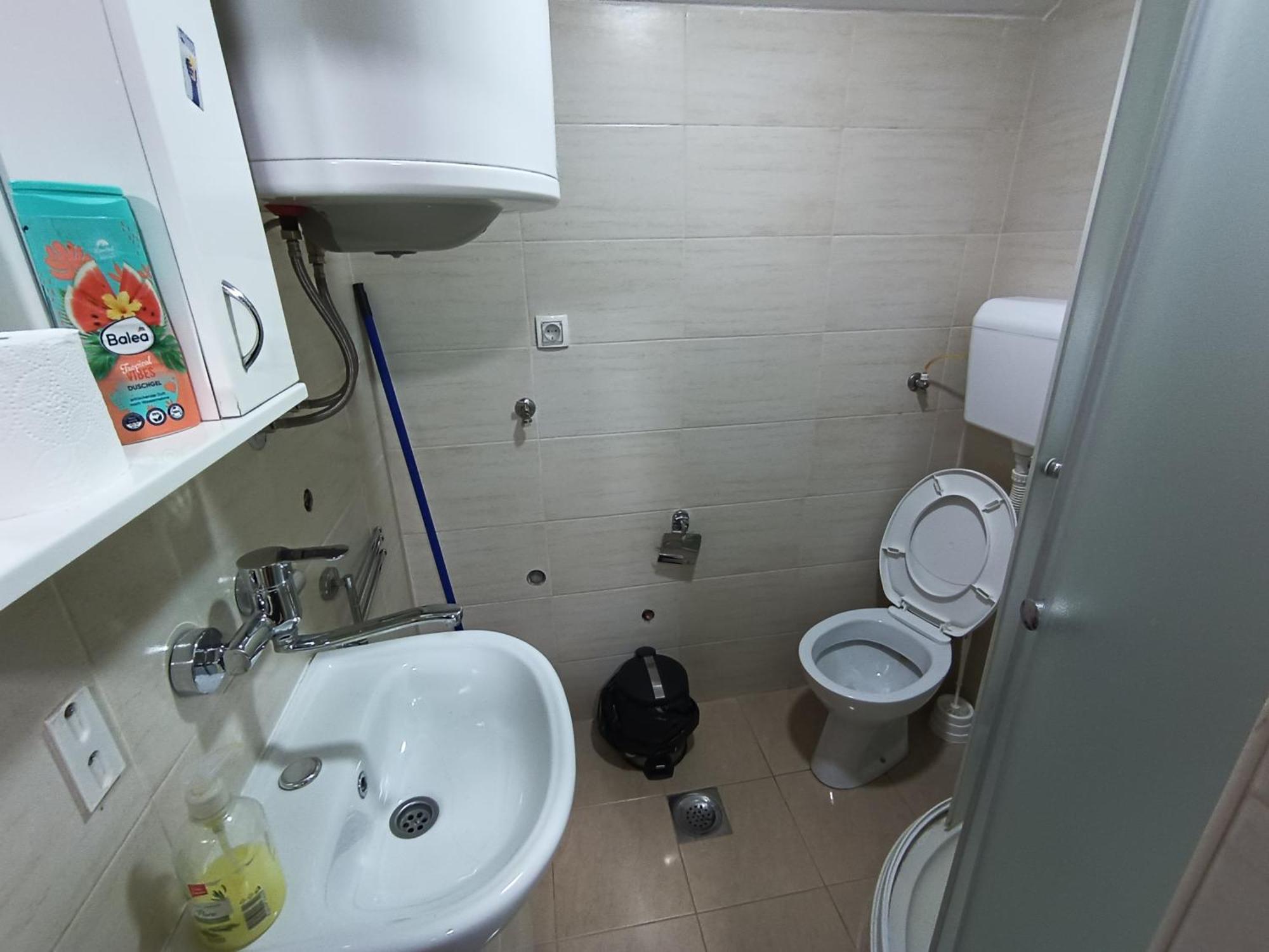 Apartments & Rooms -Mdl Lazic Belgrado Esterno foto