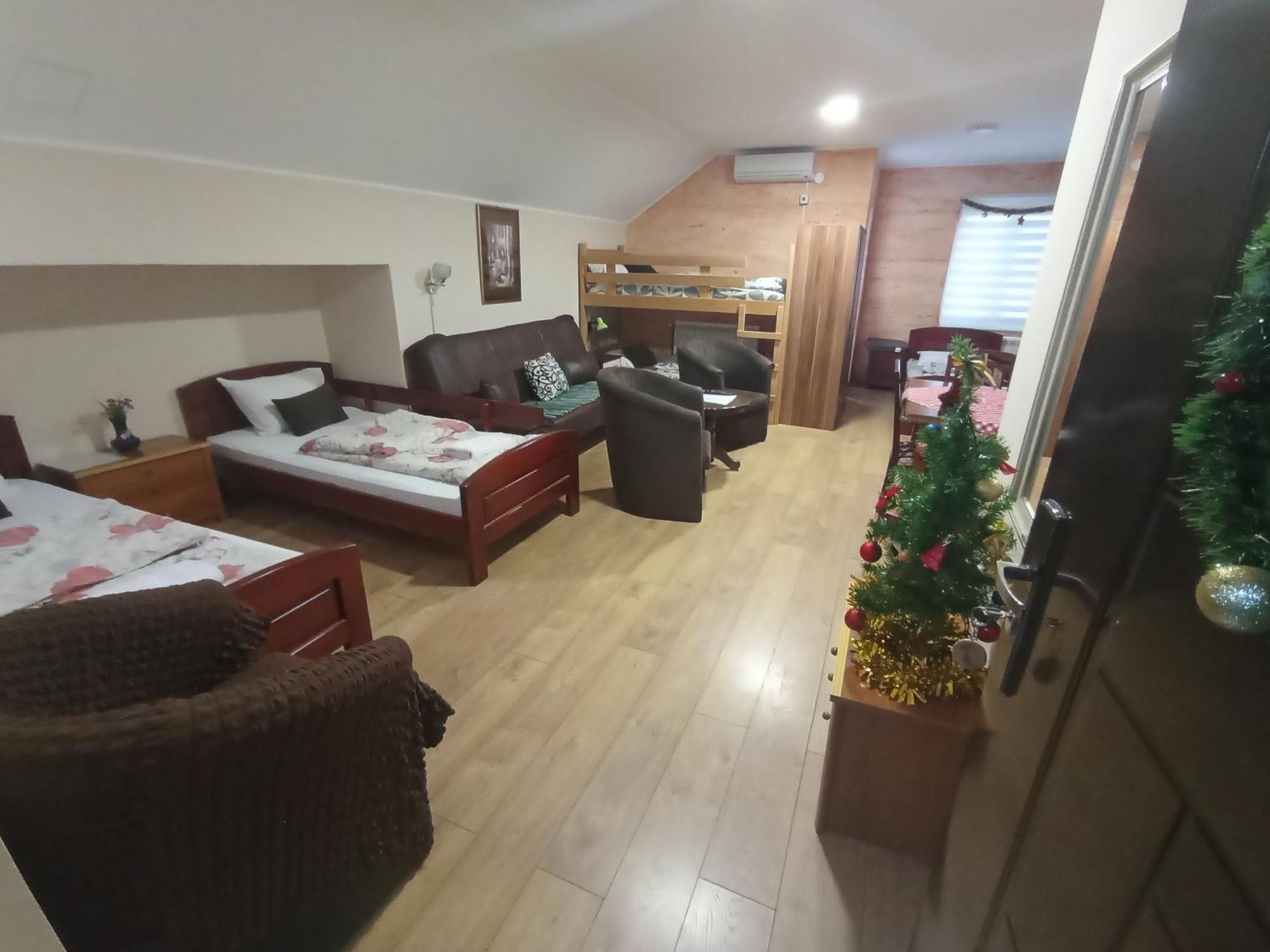 Apartments & Rooms -Mdl Lazic Belgrado Esterno foto